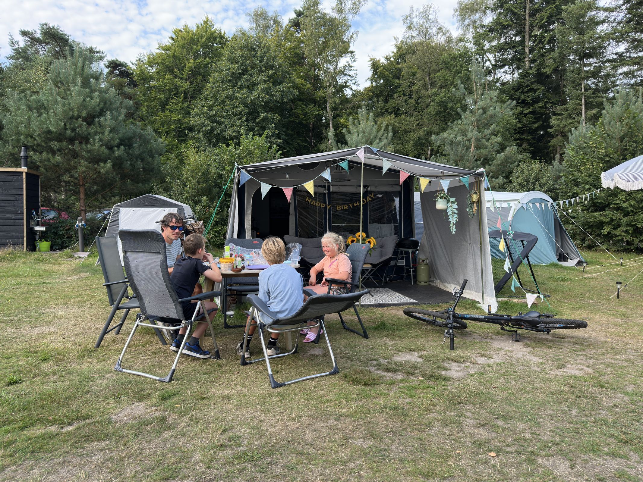 Comfort Kampeerplaats Bosrand — foto 7