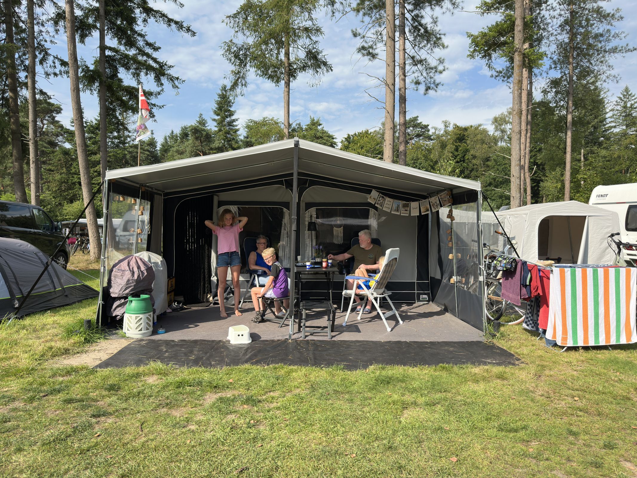 Comfort Kampeerplaats Bosrand — foto 10