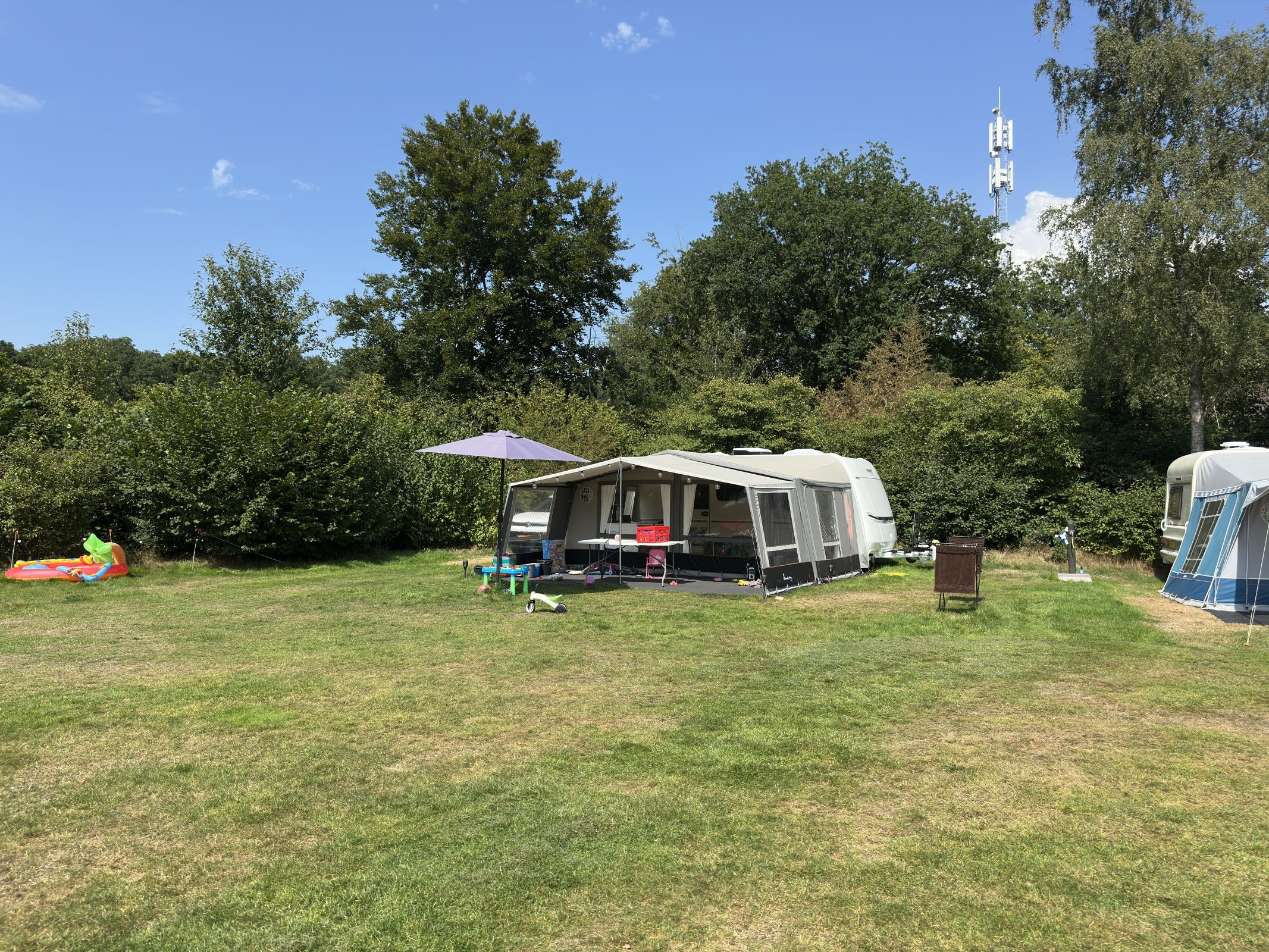Comfort Kampeerplaats vooraan Park — foto 8