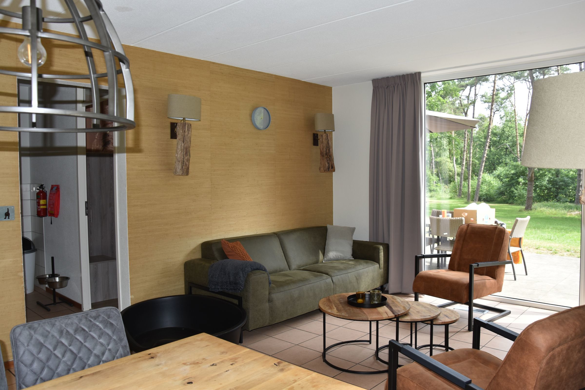 Ommer bungalow met hond — foto 8